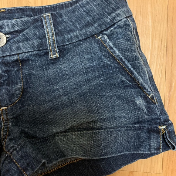 🌺 2/$25 American Eagle denim shorts - Picture 4 of 6